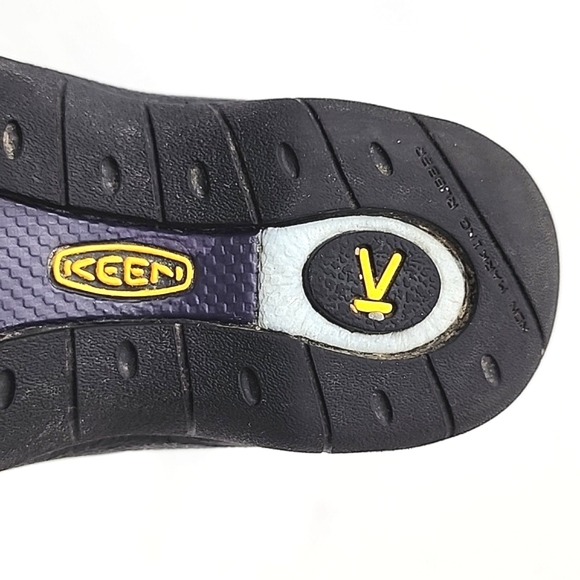 KEEN Women's Saratoga Leather Mule Slip On Shoes Stone Closed Toe Size 6.5M - Picture 12 of 14